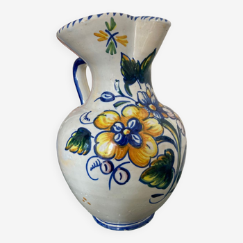 Pichet en céramique décor fleuri