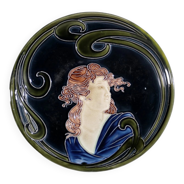 French majolica art nouveau wall plate – Jugendstil, circa 1900
