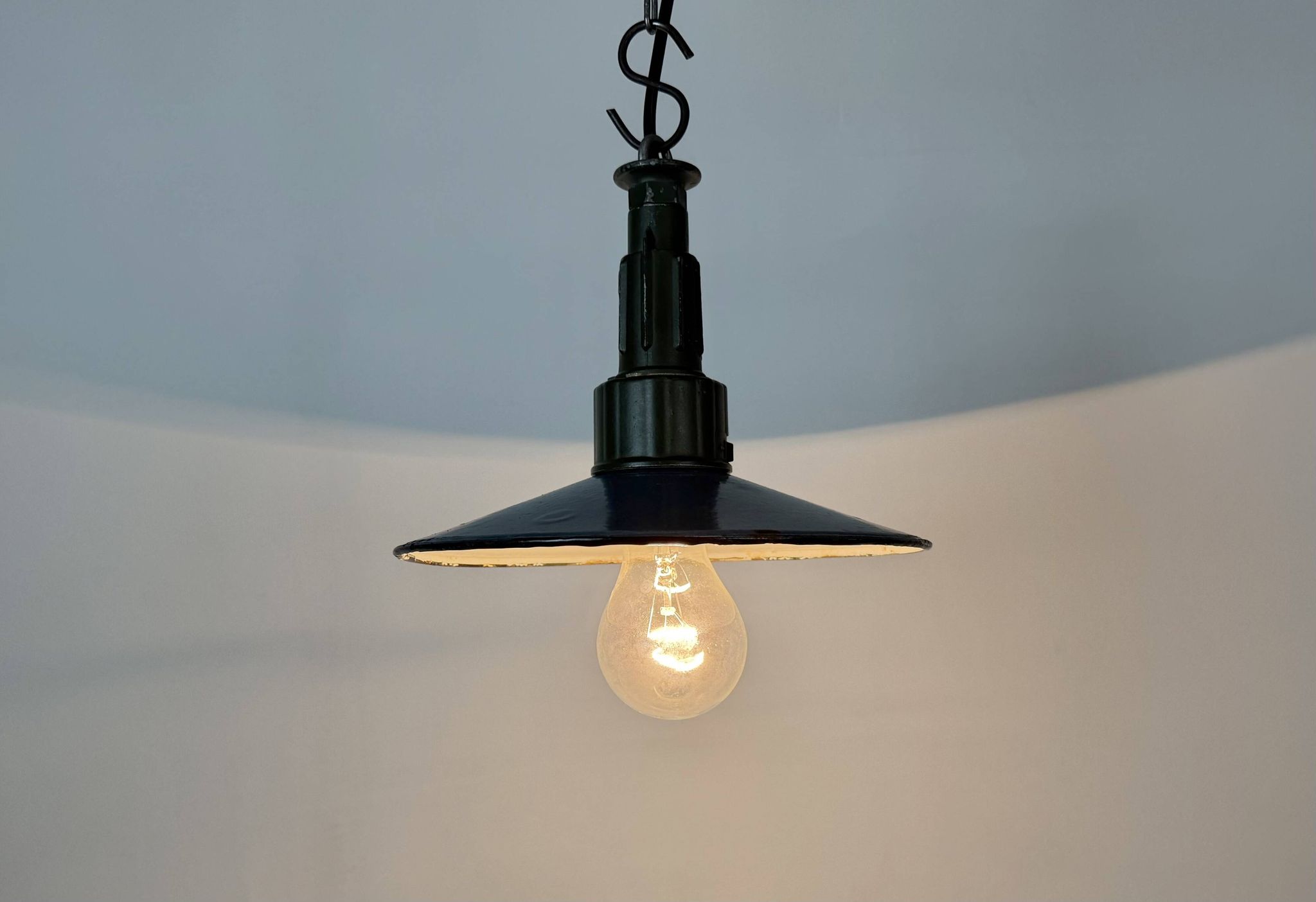 Industrial Blue Enamel Military Pendant Lamp with Cast Aluminium Top, 1960s