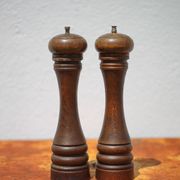 Marlux large model salt and pepper shaker, vintage wooden pepper mill and salt shaker