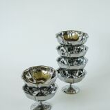 Set of 6 small, very elaborate stainless steel bowls with fine legs, mid-height, Design, 1970