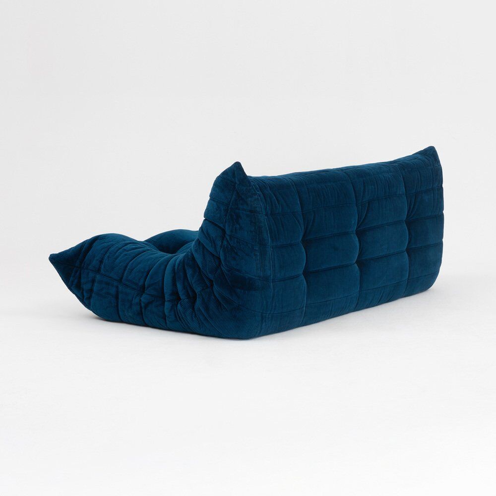 Canapé trois places Togo en tissu bleu foncé par Michel Ducaroy pour Ligne Roset
