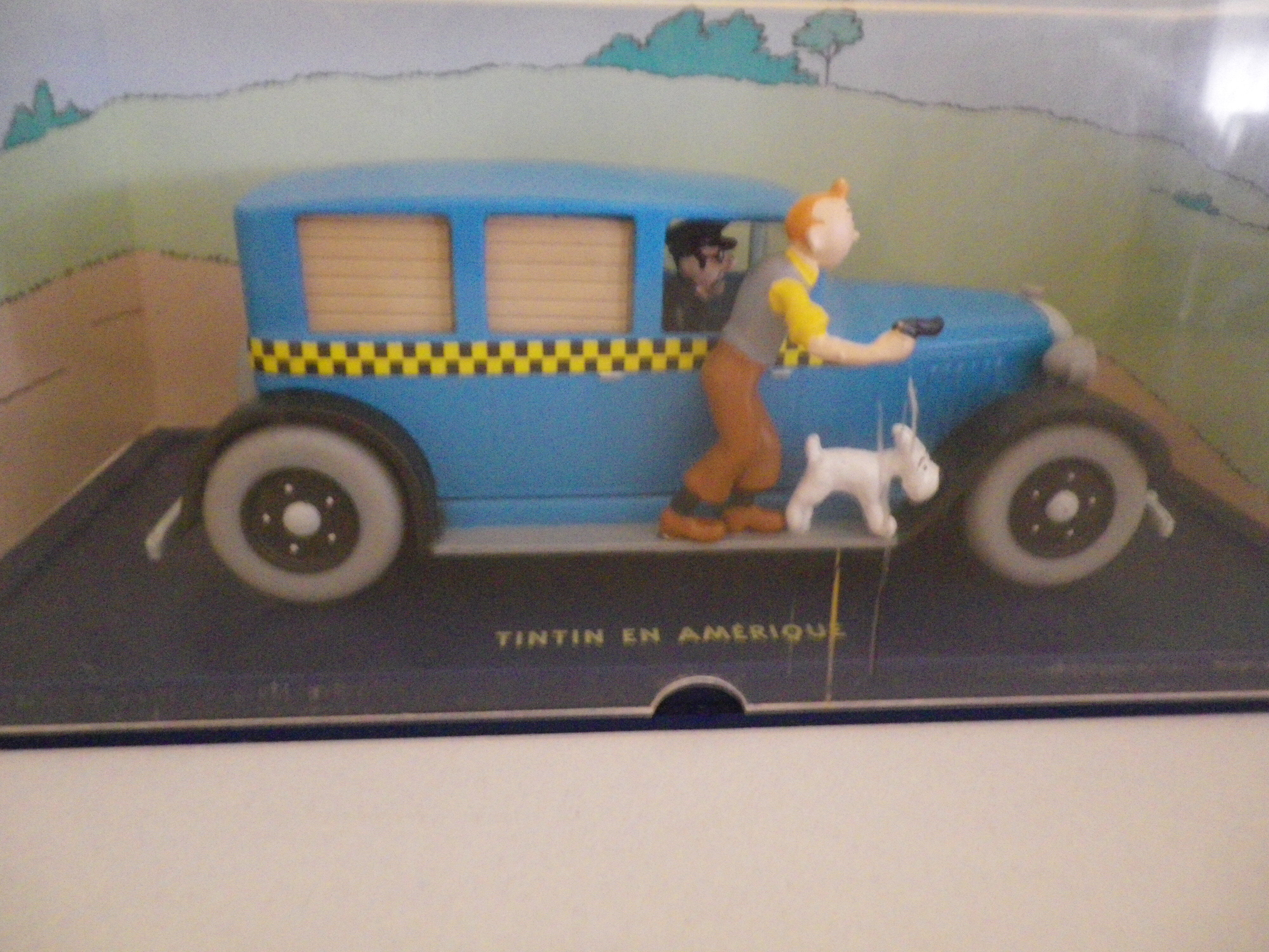 Lot of 5 Tintin collection cars, 1/43rd, original cases