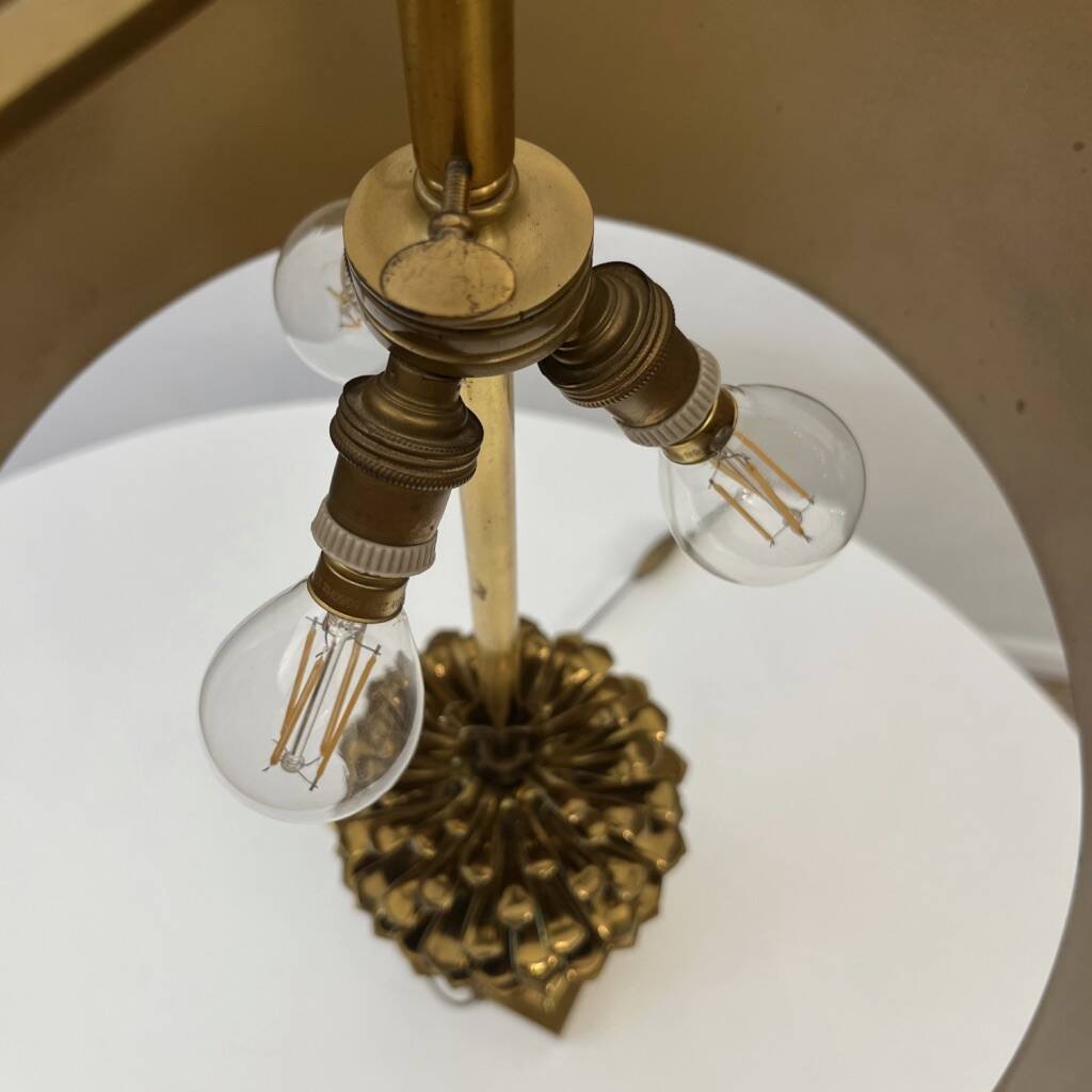 Lampe de table Bronze et Laiton Maison Charles modèle pommes de pin