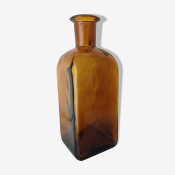 Amber glass bottle