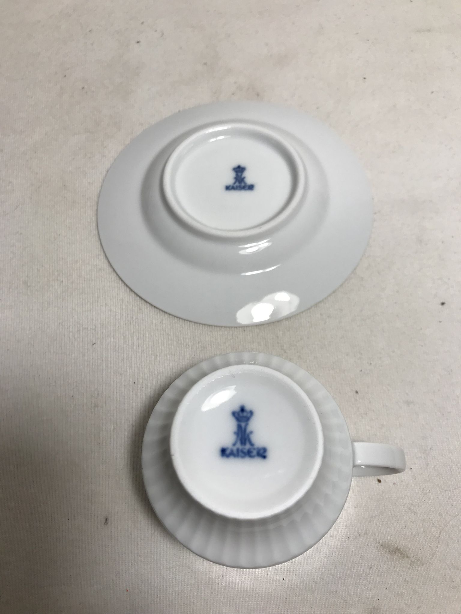 Series 6 cups old kaiser ceramic white + flowers vintage designs