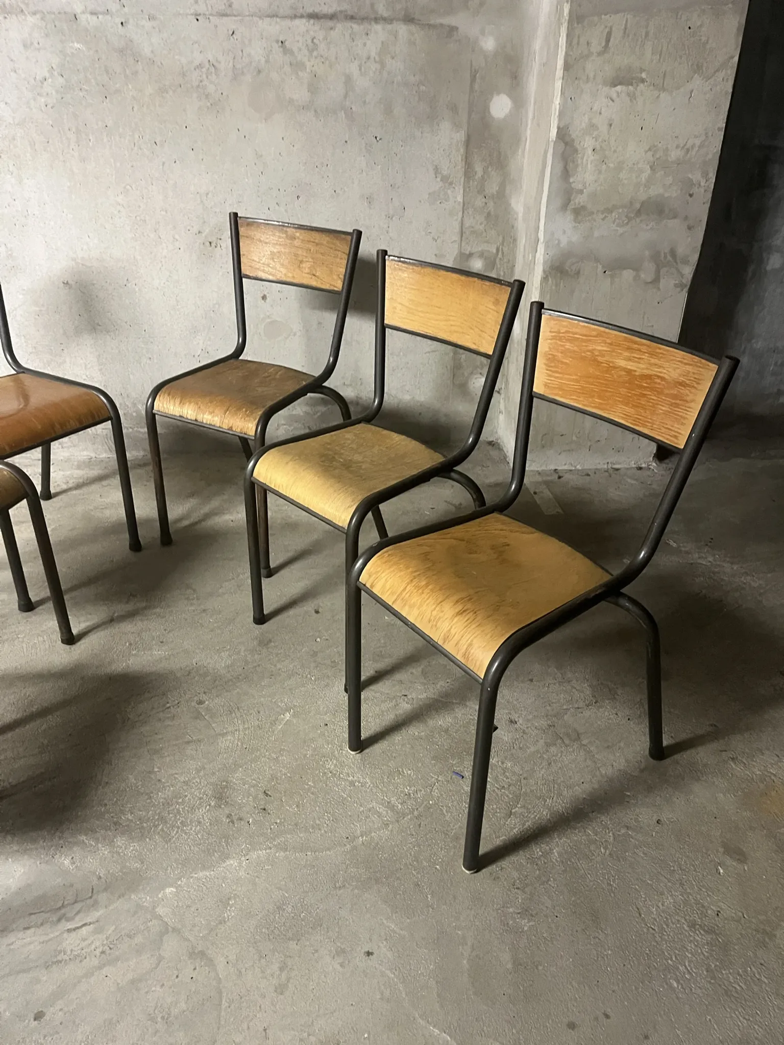 Set of 6 school chairs
