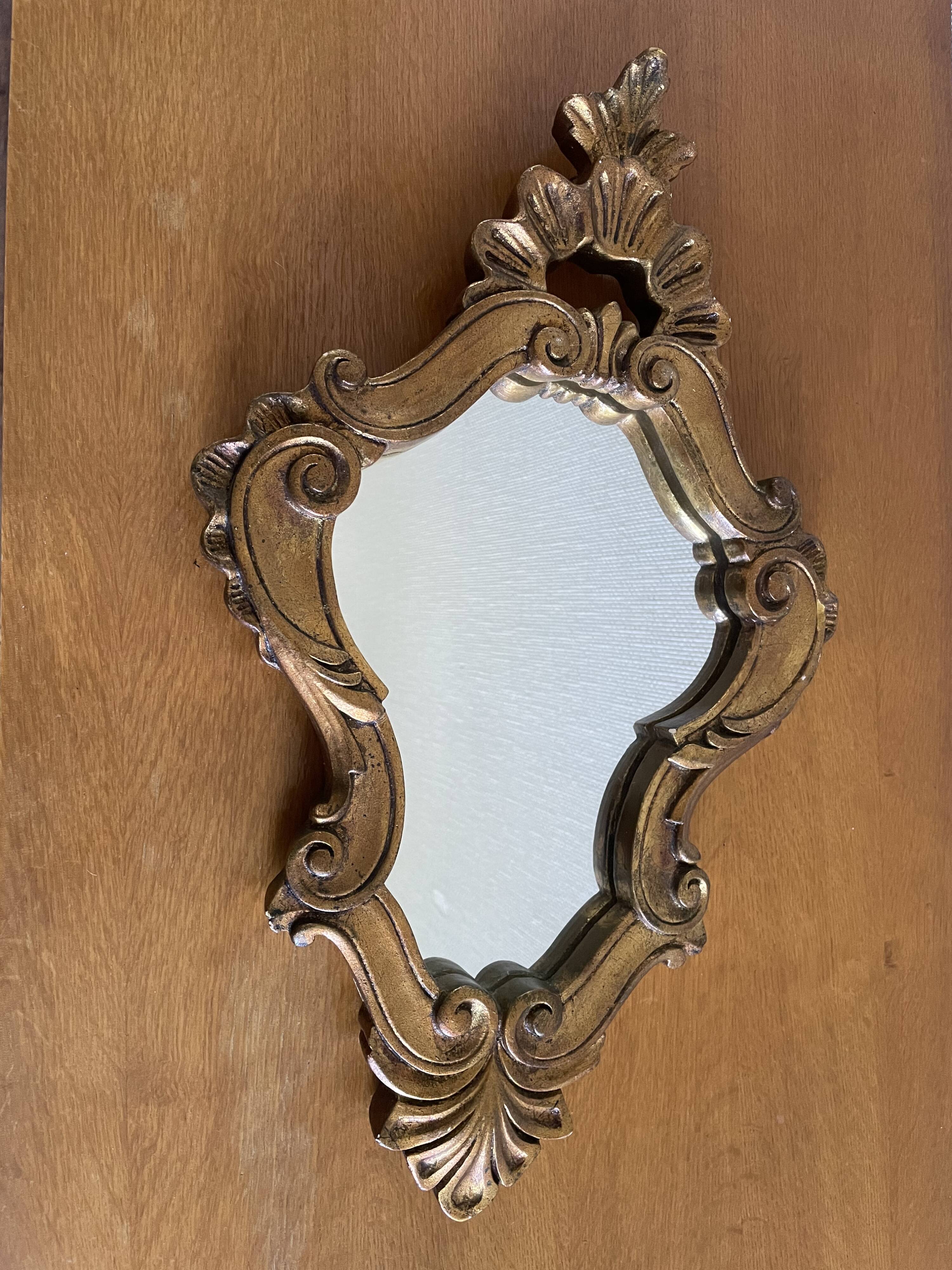 Golden mirror 28x44cm