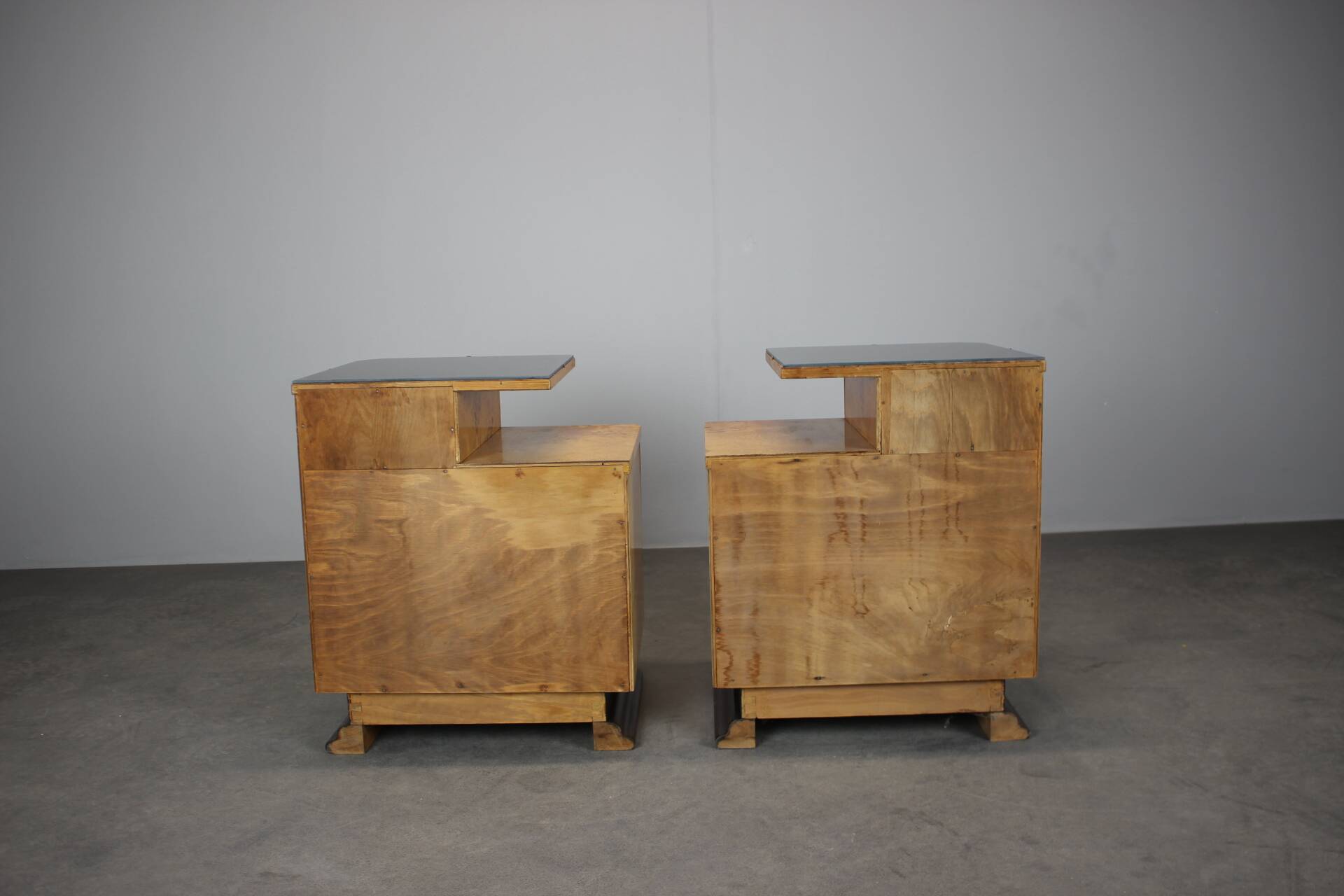 Pair of bedside tables mid-century by Jindřich Halabala, Czechoslovakia, 1950s