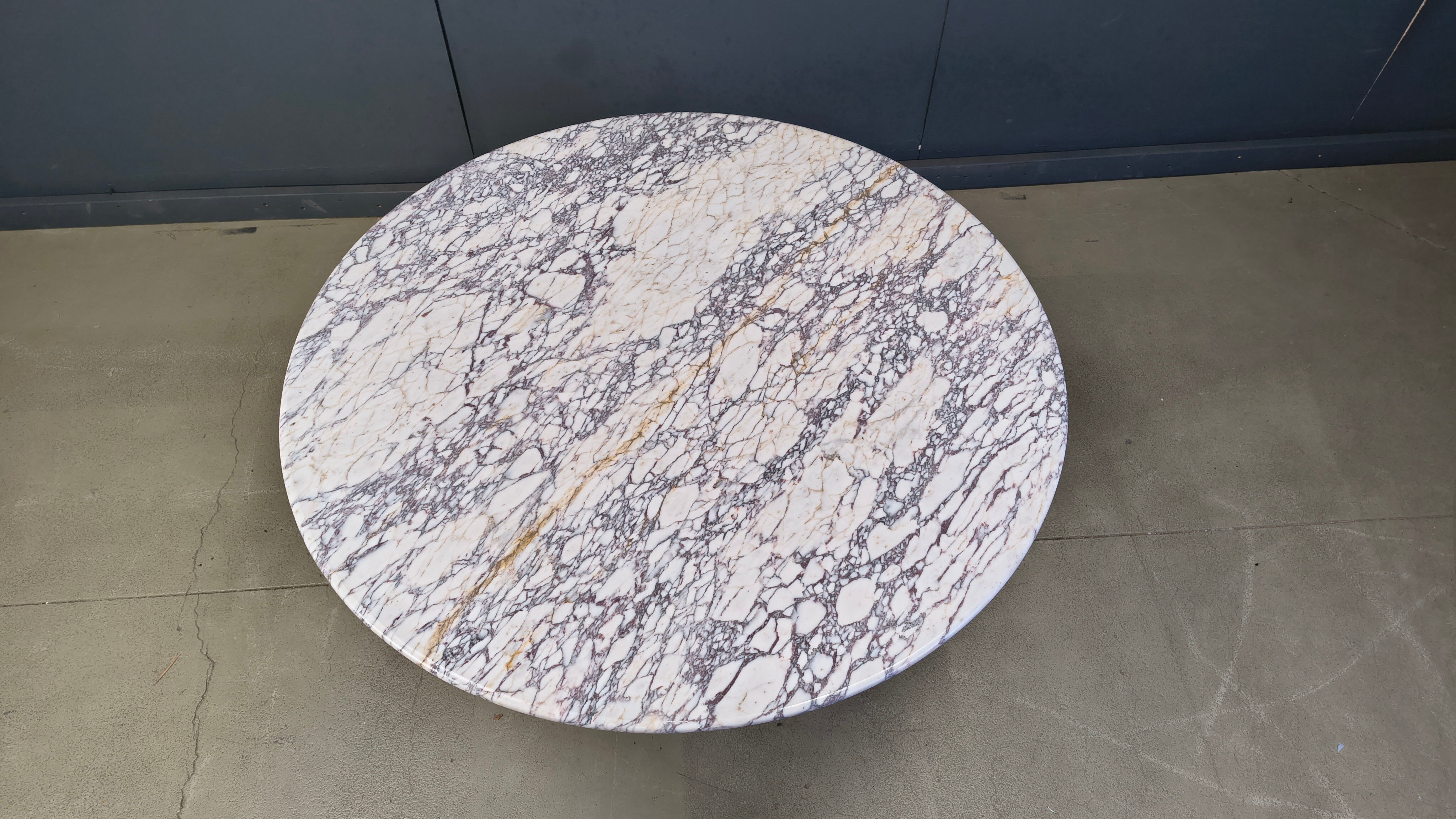 Vintage round marble dining table, 1970s