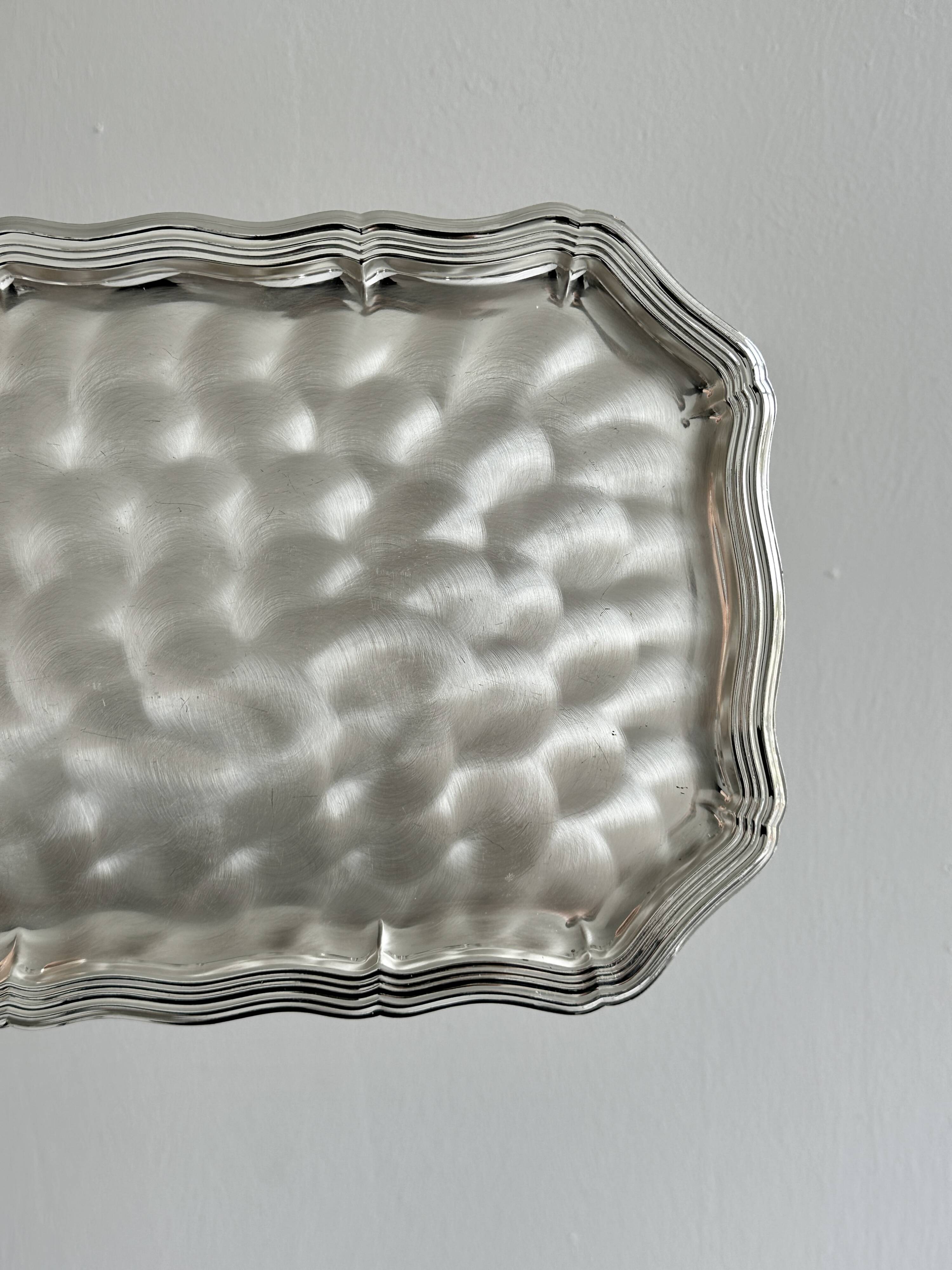 Shiny lightweight metal tray