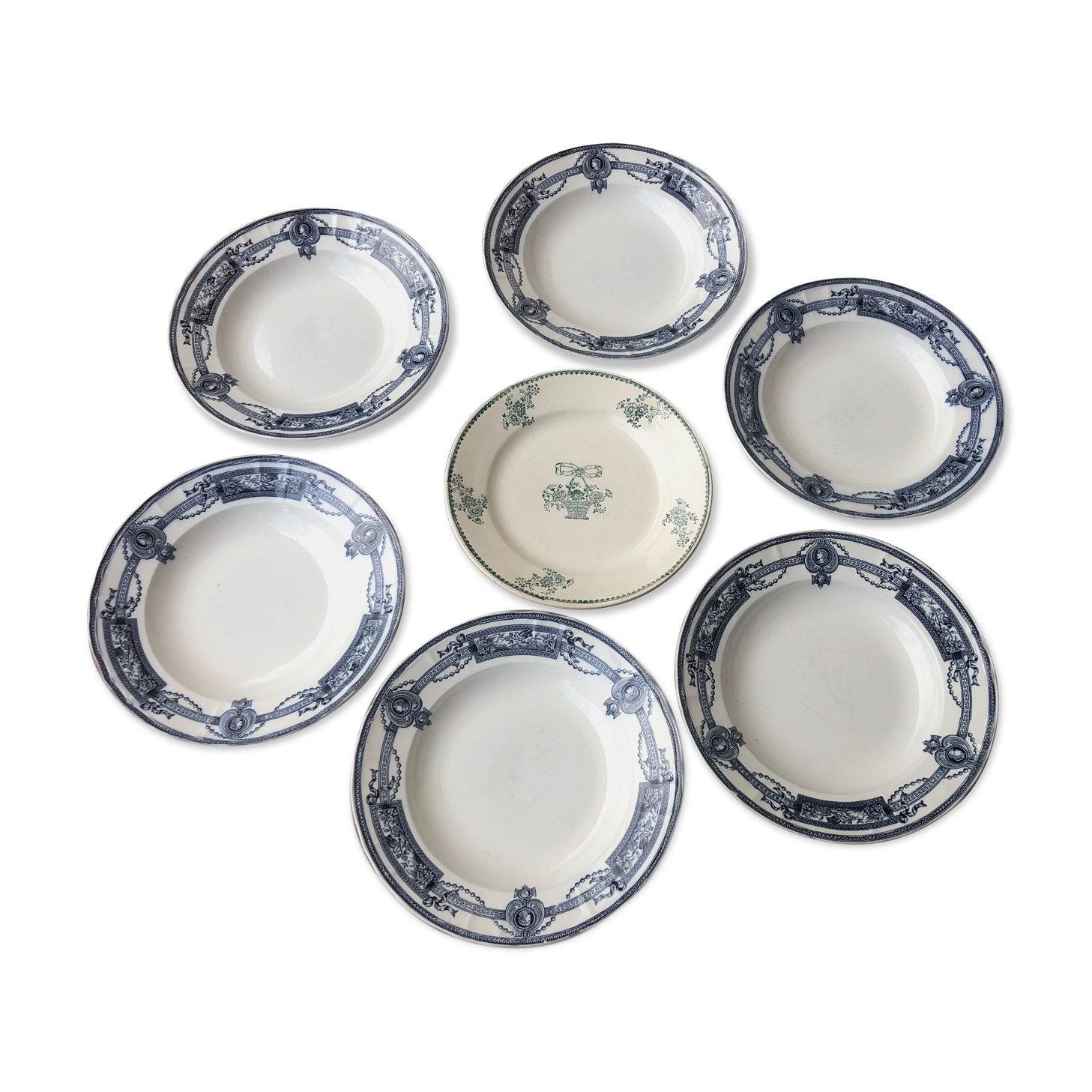 Lot des 7 assiettes anciennes terre de fer de saint Amand hamage nord