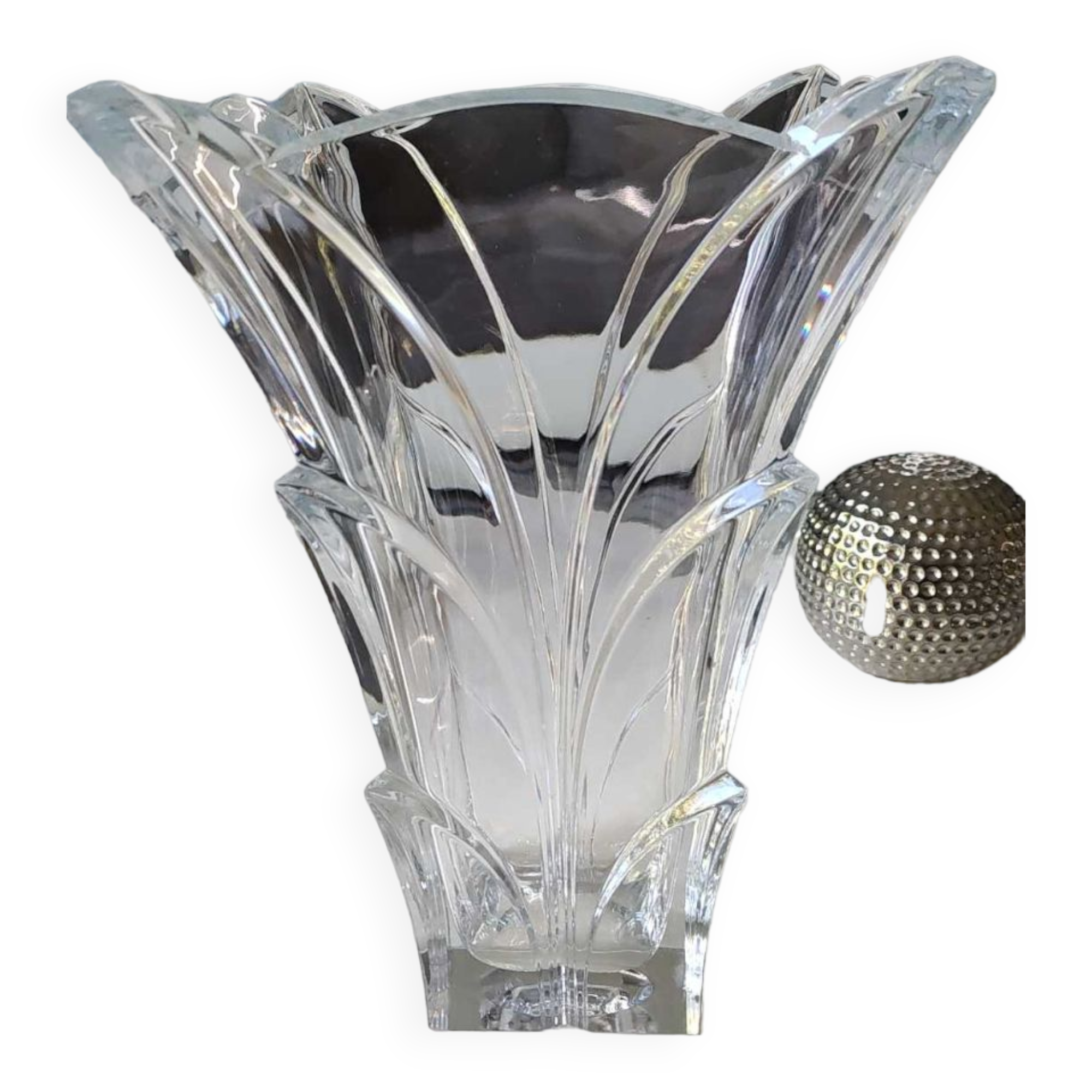 Large stylish crystal vase, floral/palm shape. High 30 cm
