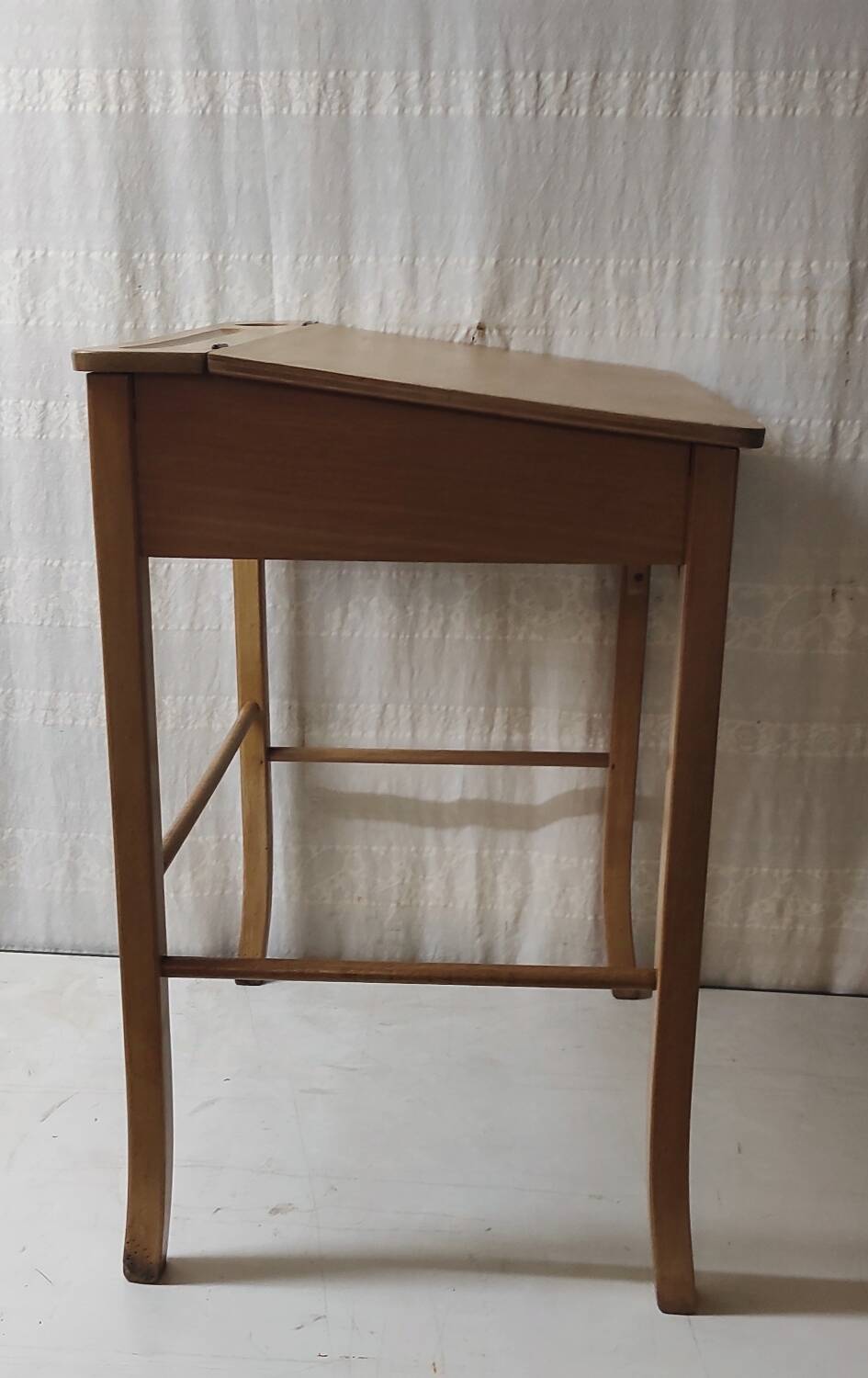 Wooden children's desk and chair - mid-20th century