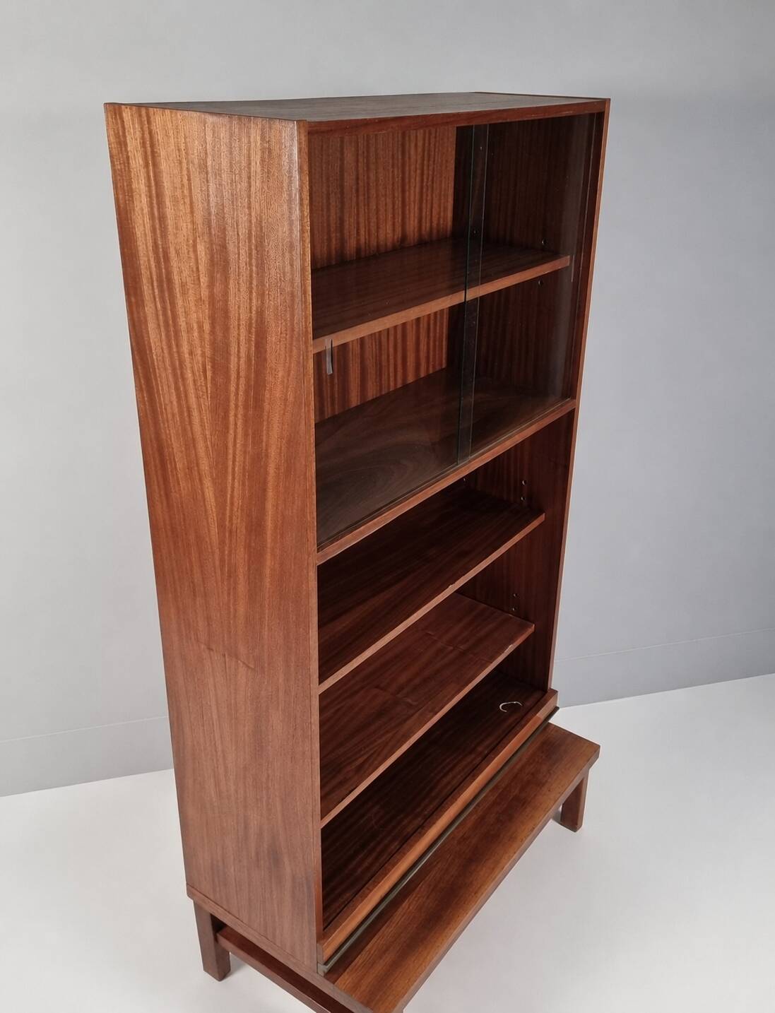 Bibliothèque vintage en hêtre, années 1970