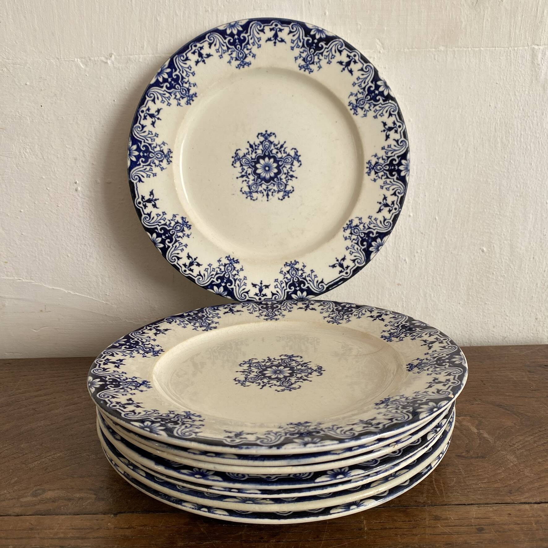Flat ironstone plates "Rouen" Jules Vieillard Bordeaux