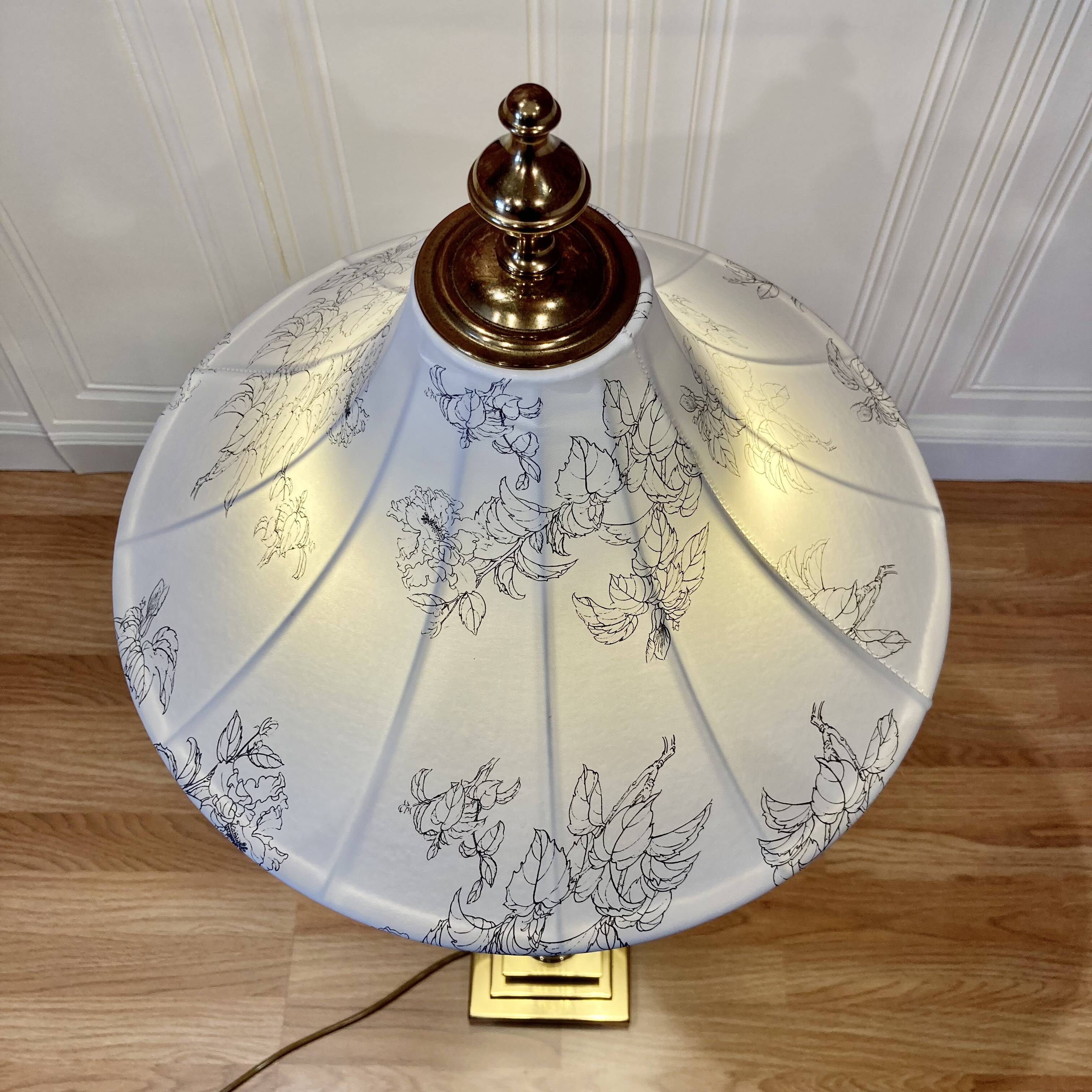 "1960 DESIGN LAMPPOST."