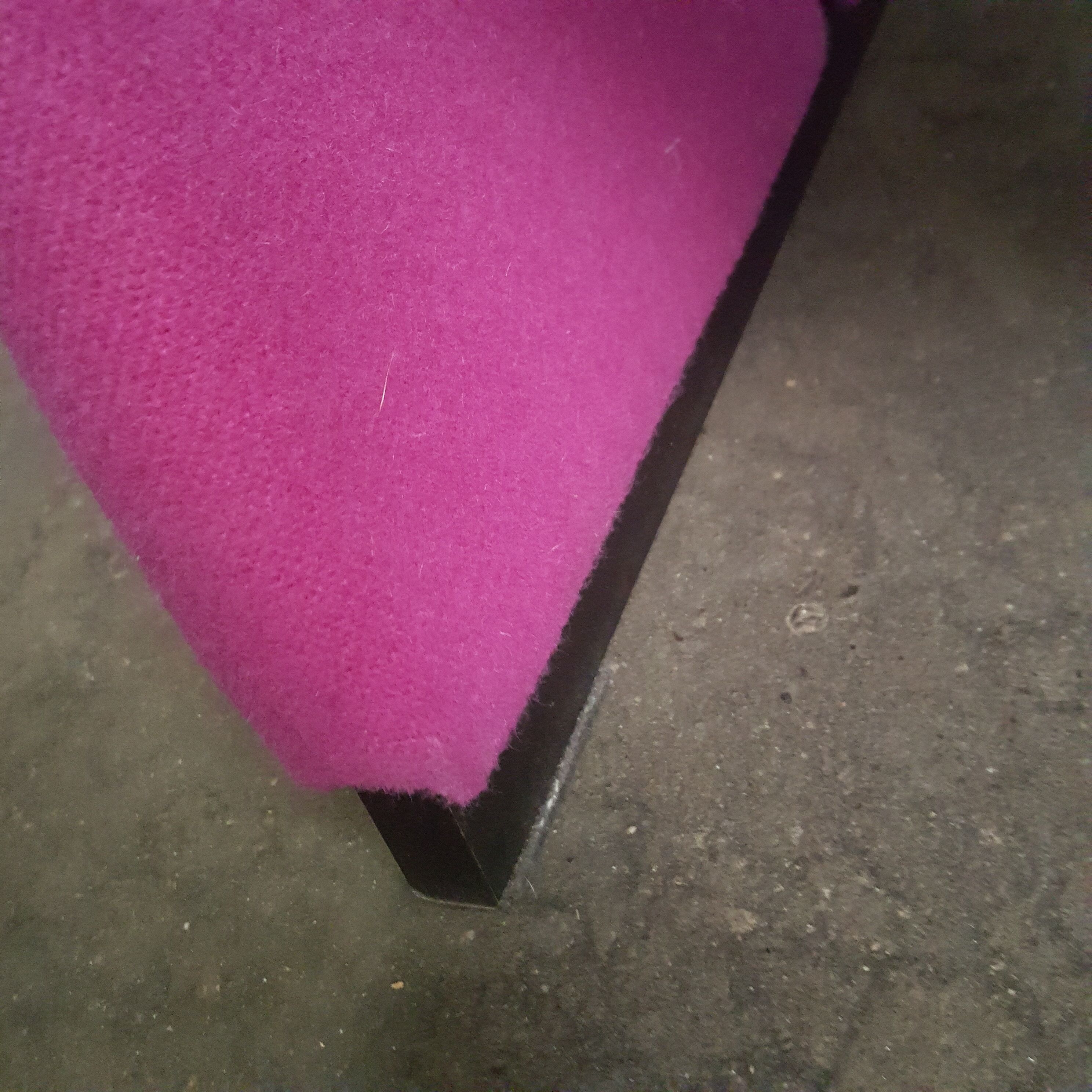 Pink Groovy armchair by Pierre Paulin for Artifort