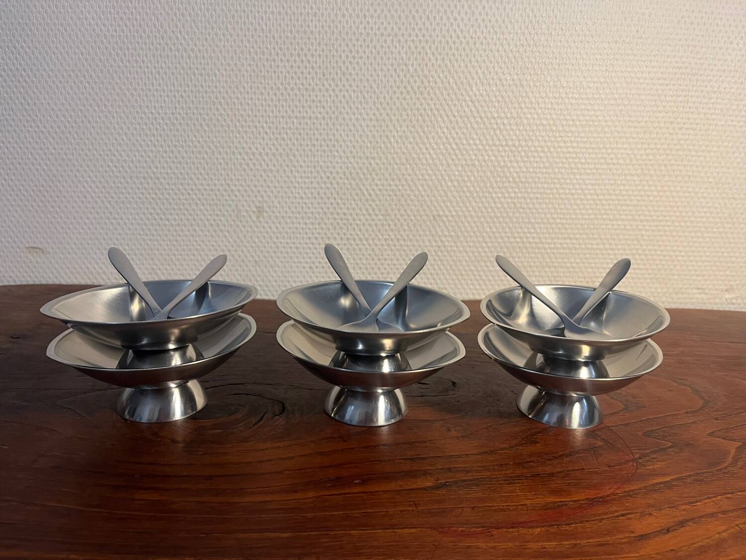 Ice cream sorbet bowl design by Guy Degrenne with spoons