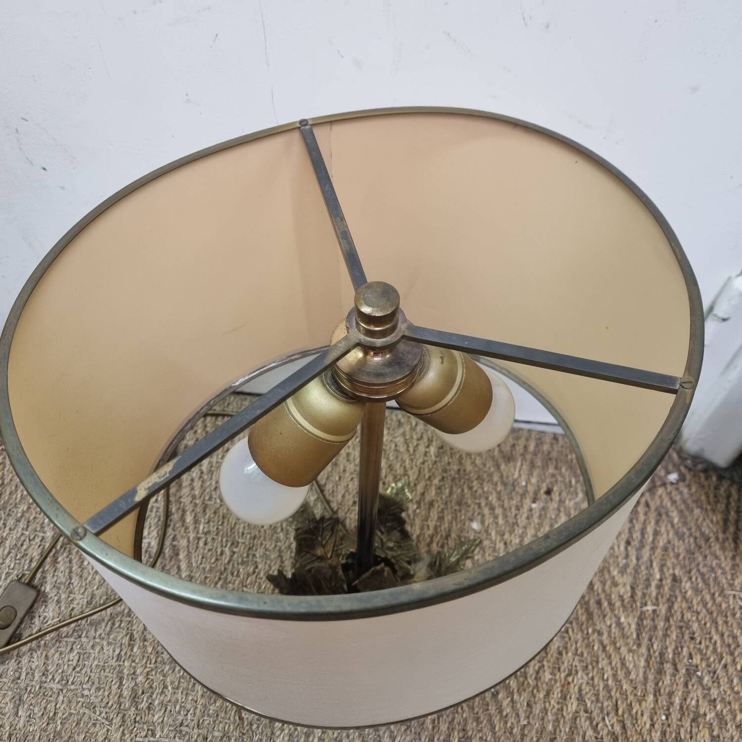 table lamp, bronze foliage Circa 1960