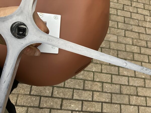 2x Fritz Hansen Swan chair by Arne Jacobsen, NEW condition!!