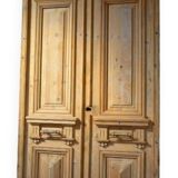 Double Haussmannian doors