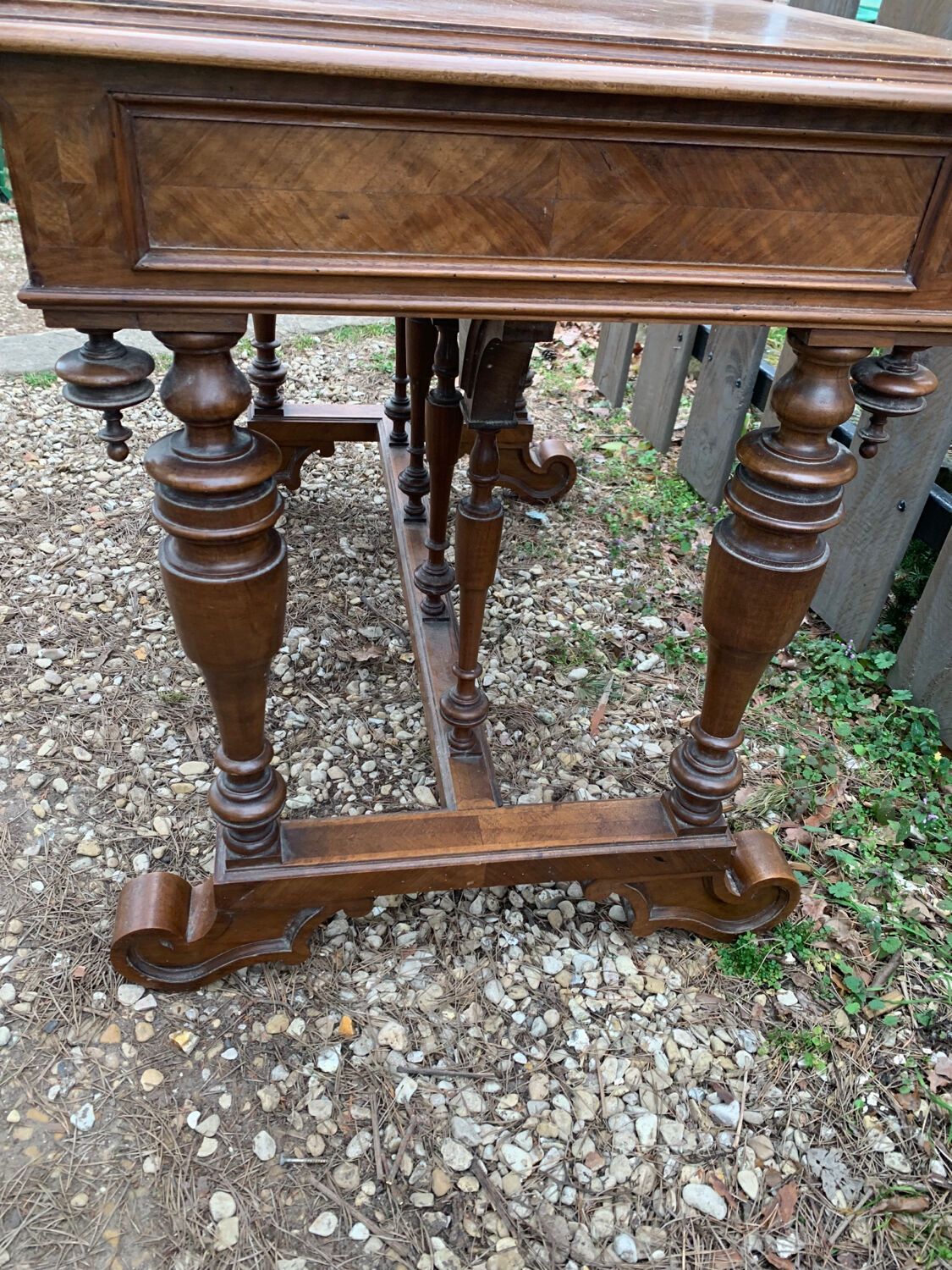 Flat desk henri 2 epoch 19 th