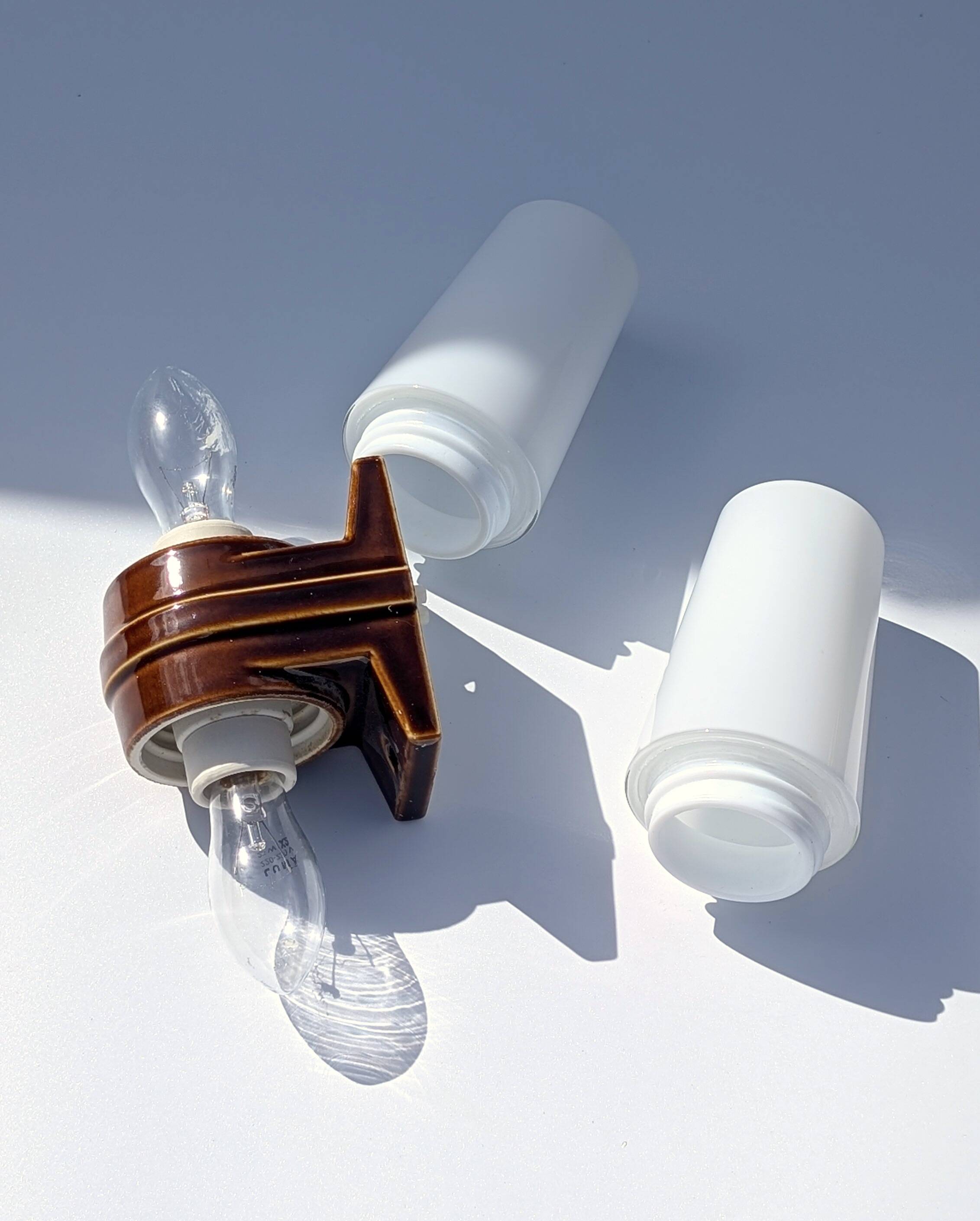 Ifö 6060 Sigvard Bernadotte - Vintage ceramic bathroom wall light