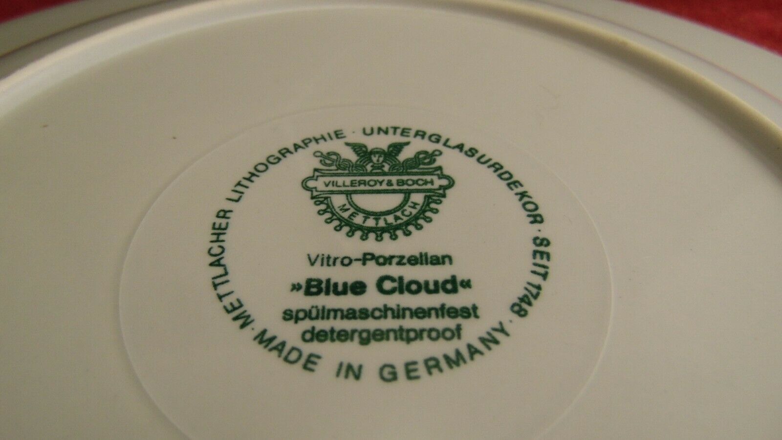 Villeroy and Boch Blue Cloud porcelain hollow round dish