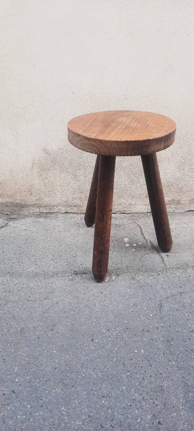Tripod stool