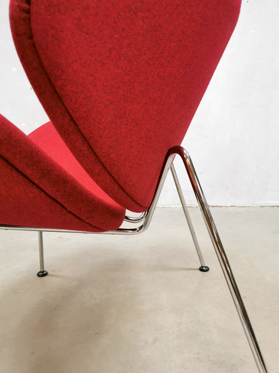 Artifort Orange Slice easy lounge chair by Pierre Paulin, model F437