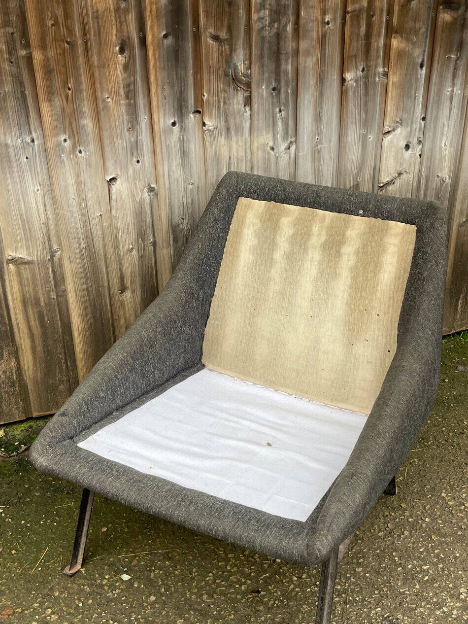 Armchair model 800, created and published by Steiner, around 1958.