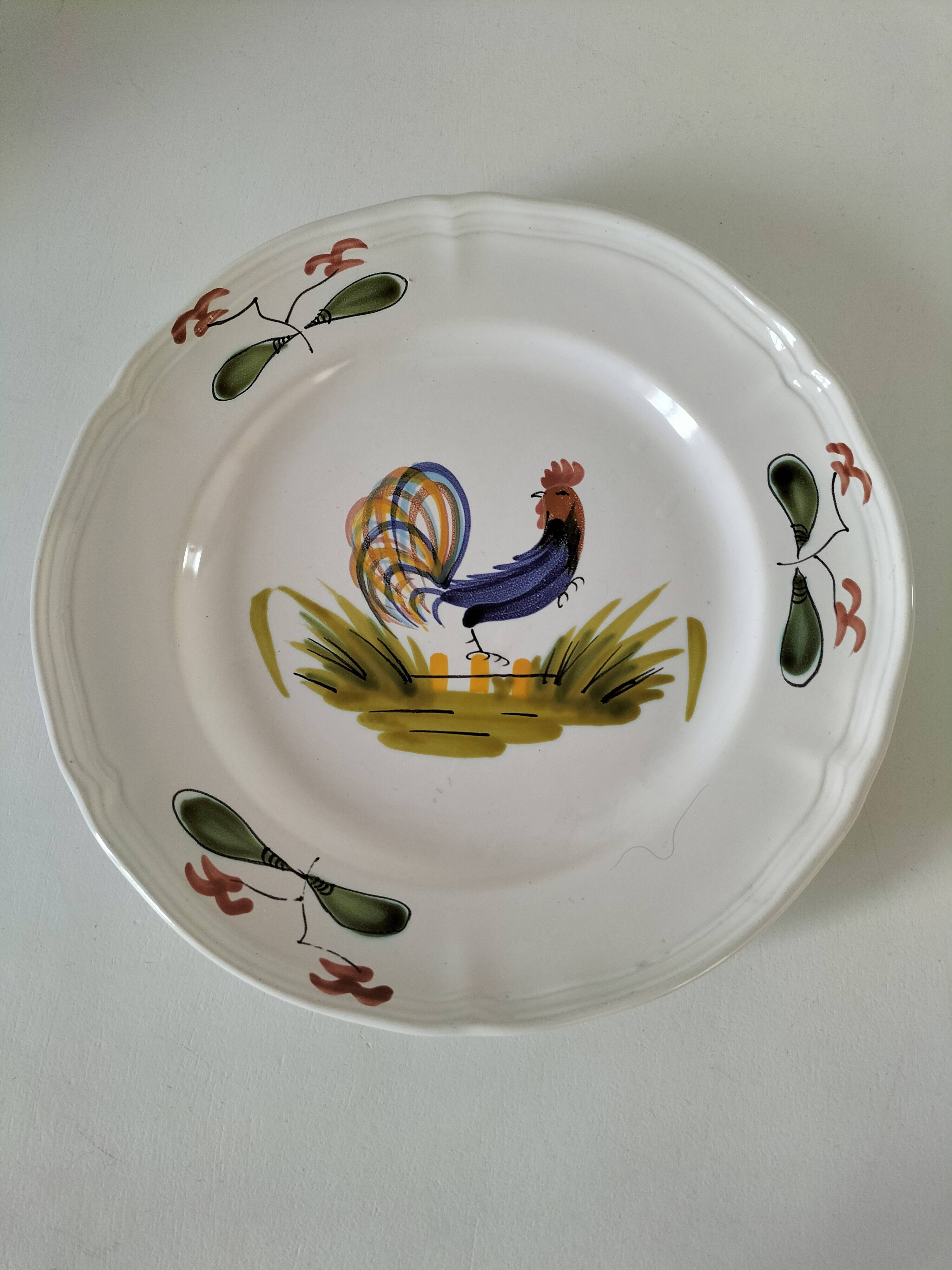 Hand-painted earthenware plate from Pornic, vintage rooster design