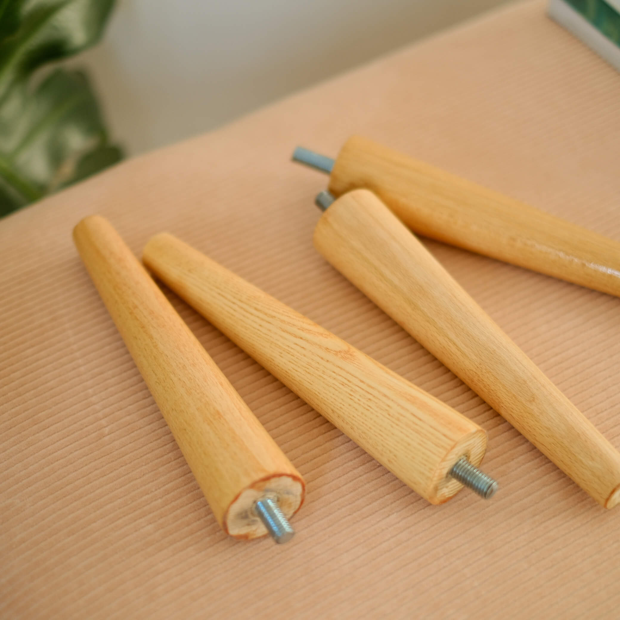 Yellow bench with checks, jacquard fabric, solid wood