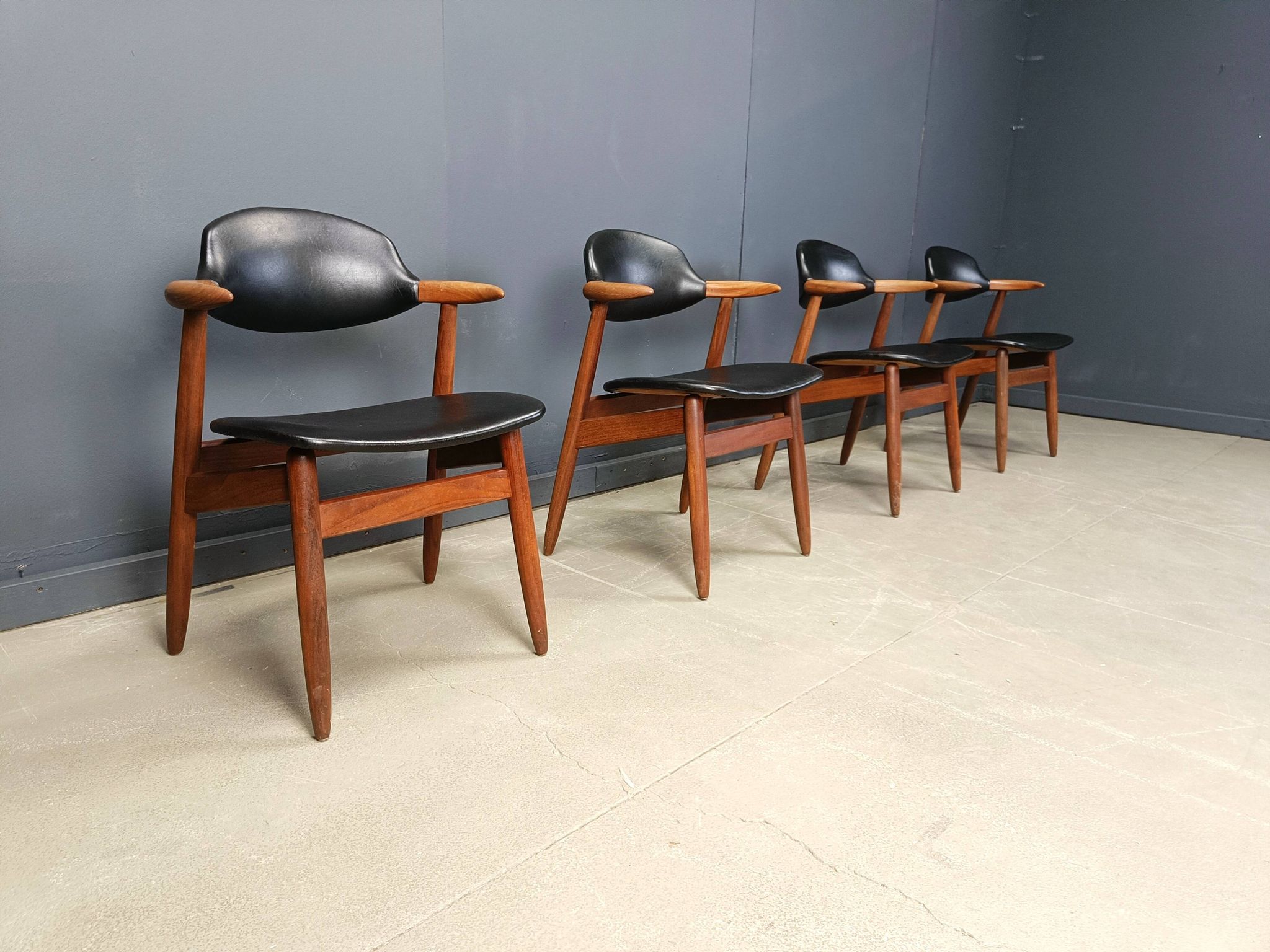 Vintage Cowhorn Dining Chairs by Tijsseling Meubelfabriek, Hulmefa, 1960s,