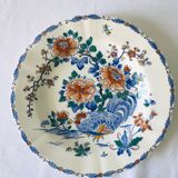 Plates earthen of Gien model Rooster and peony