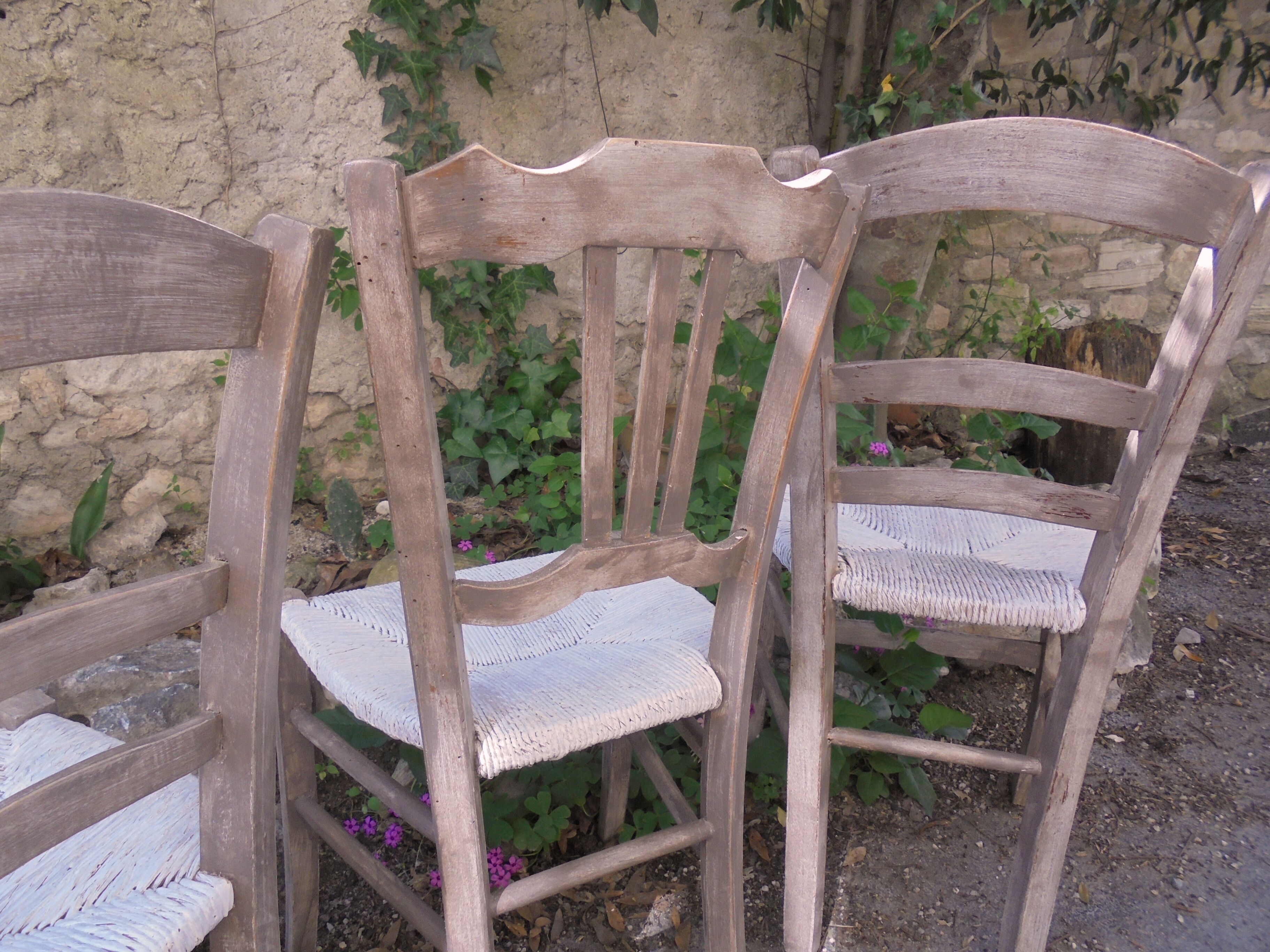 Lot 4 mulched chairs