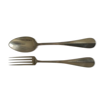 Coffret de 12 fourchettes et 12 cuillères à soupe en métal argenté