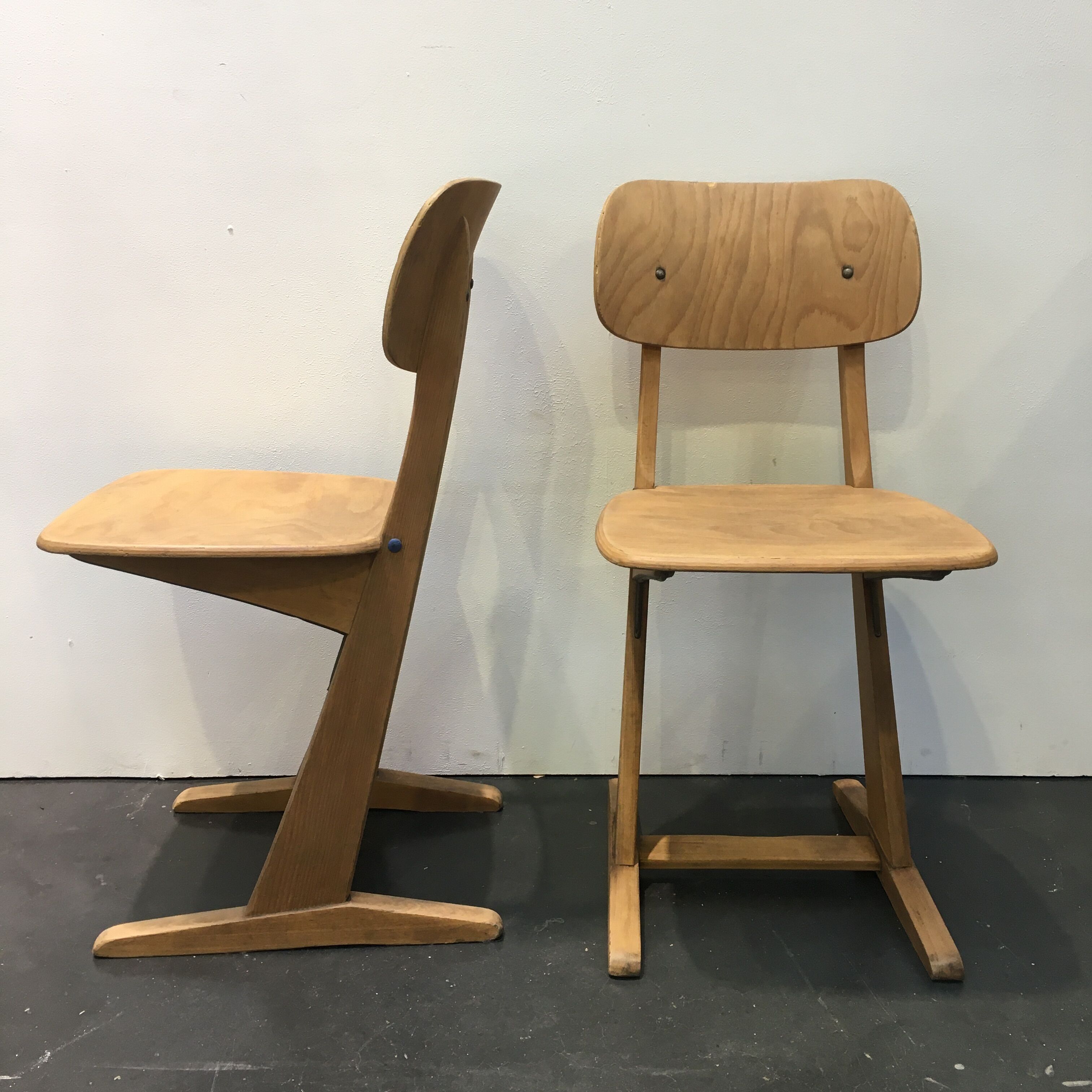 Paire de chaises par Karl Nothhelfer pour Casala