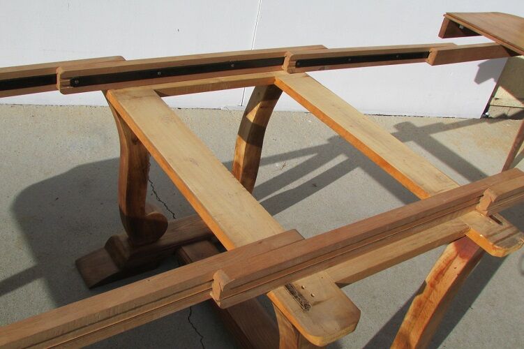 Art Deco table, cradle foot, opening, up to 18 people