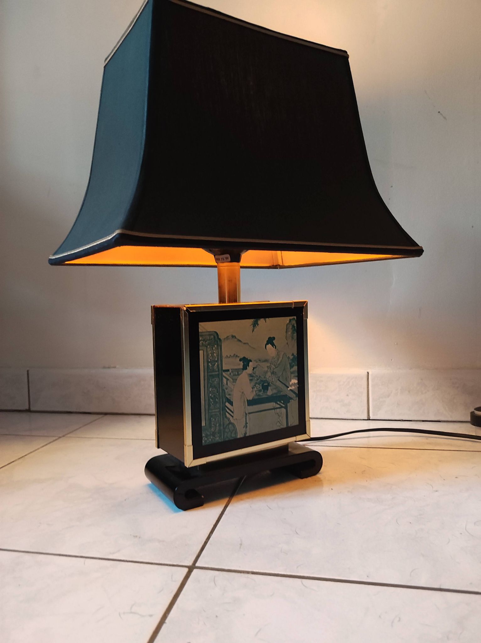 Mood lamp " Tu chin Du jin " by house the vintage Dolphin 1970