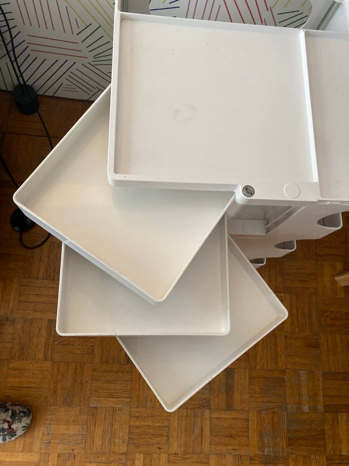 Bobby trolley architect serving trolley