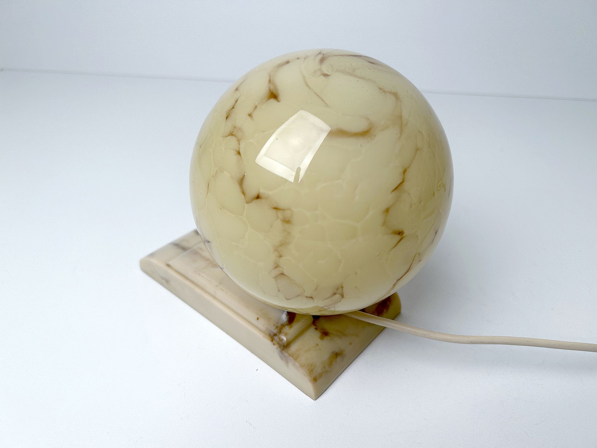 Vintage Art Deco Table Lamp, 40 years, Bakelite Melamine Opaline Marble