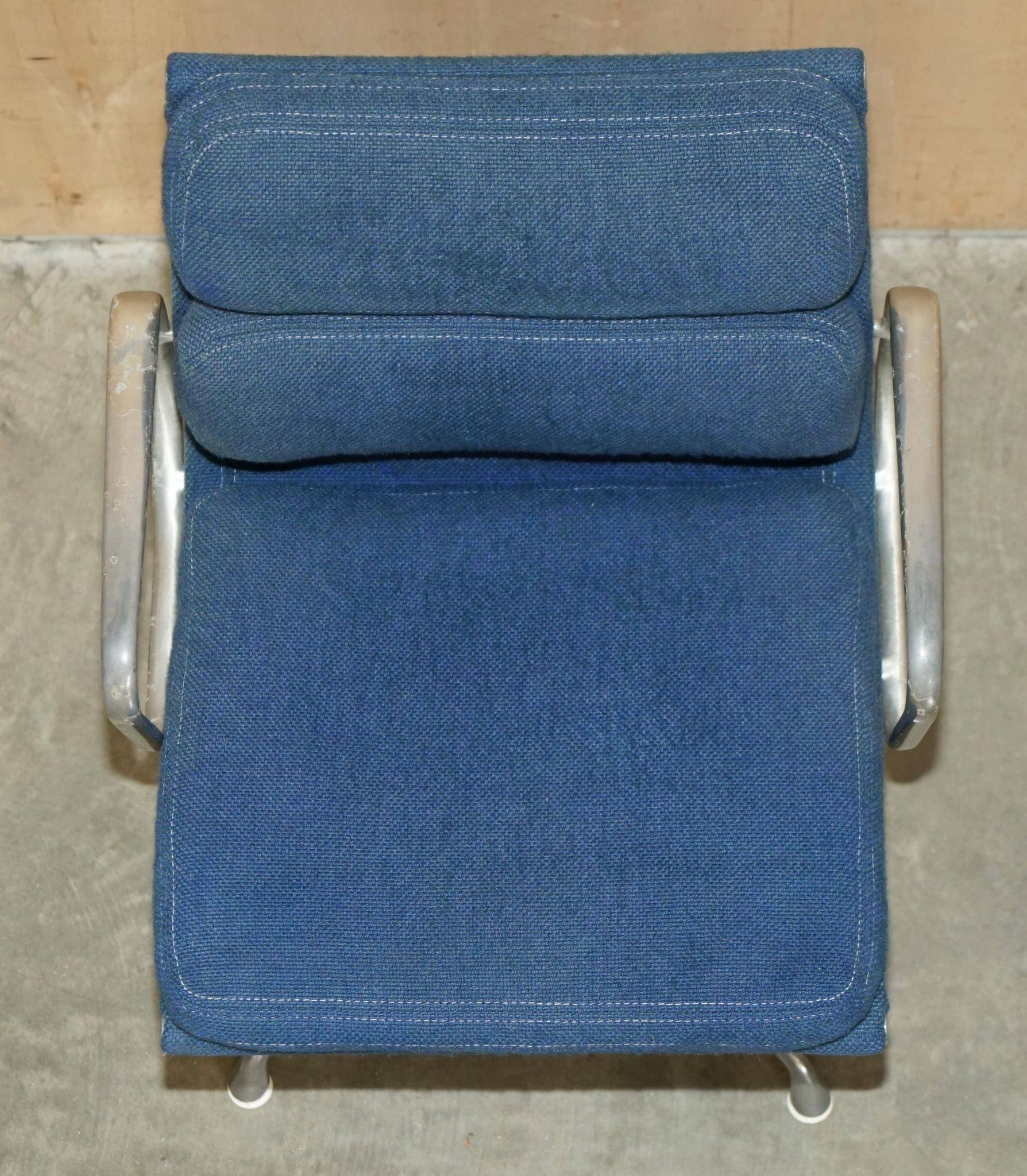 Herman Miller Eames EA217 softpad office chair