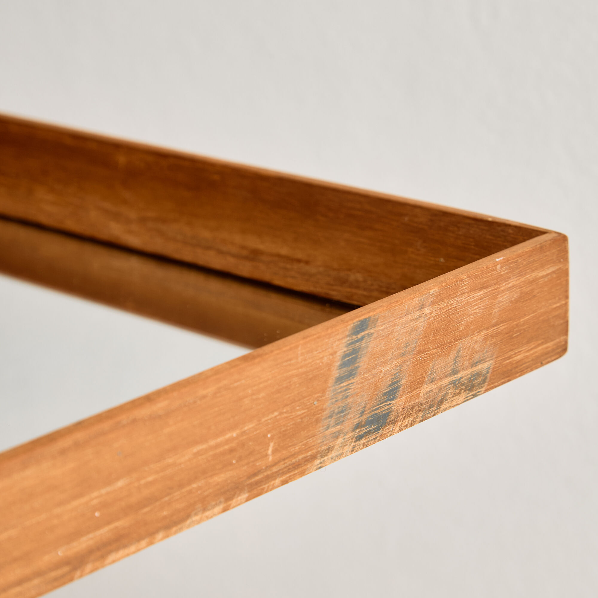 Framed mirror in teak