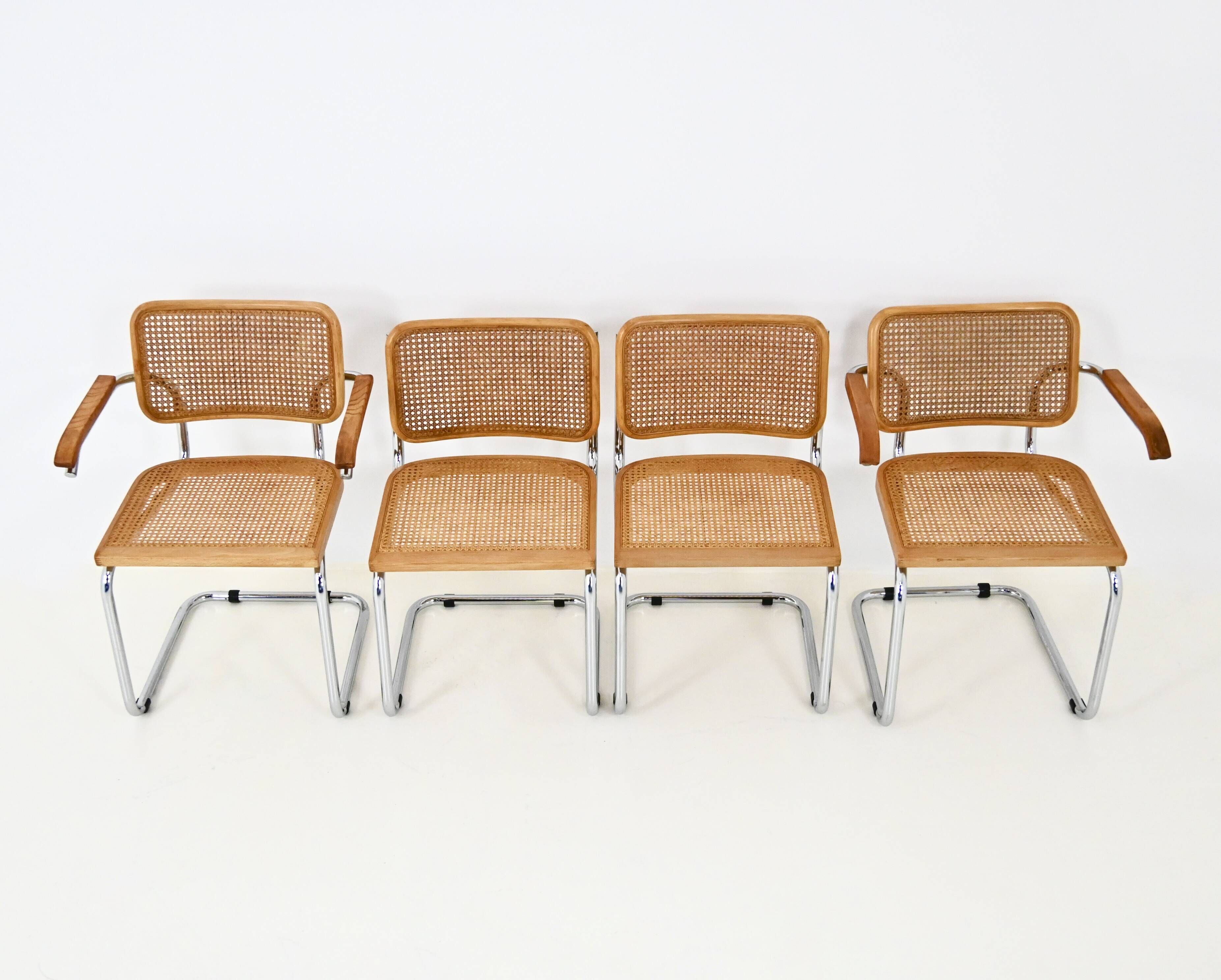 Set of 4 dining chairs Style B32 by Marcel Breuer