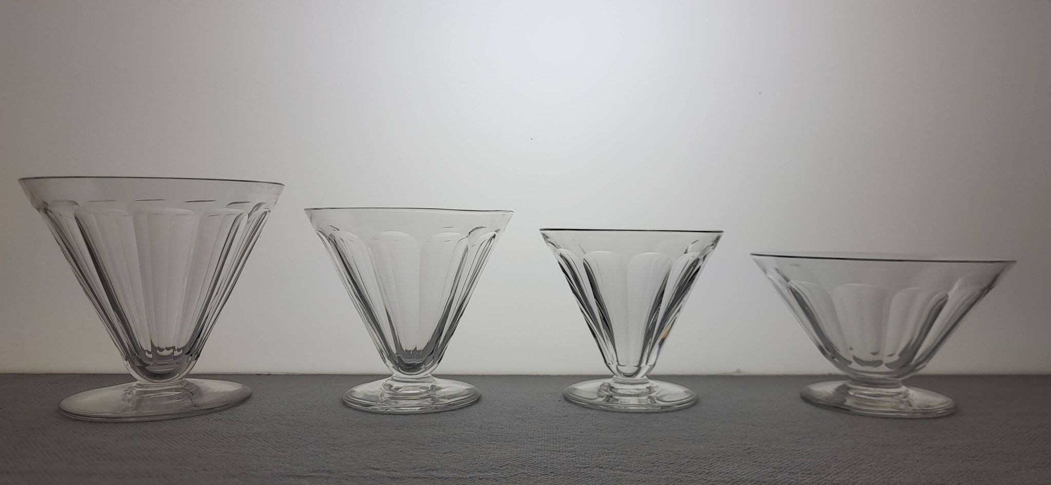 Service 24 pièces en cristal de Baccarat modèle Rex 1920-30's