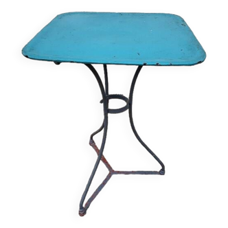 Square bistro table in painted metal n°1