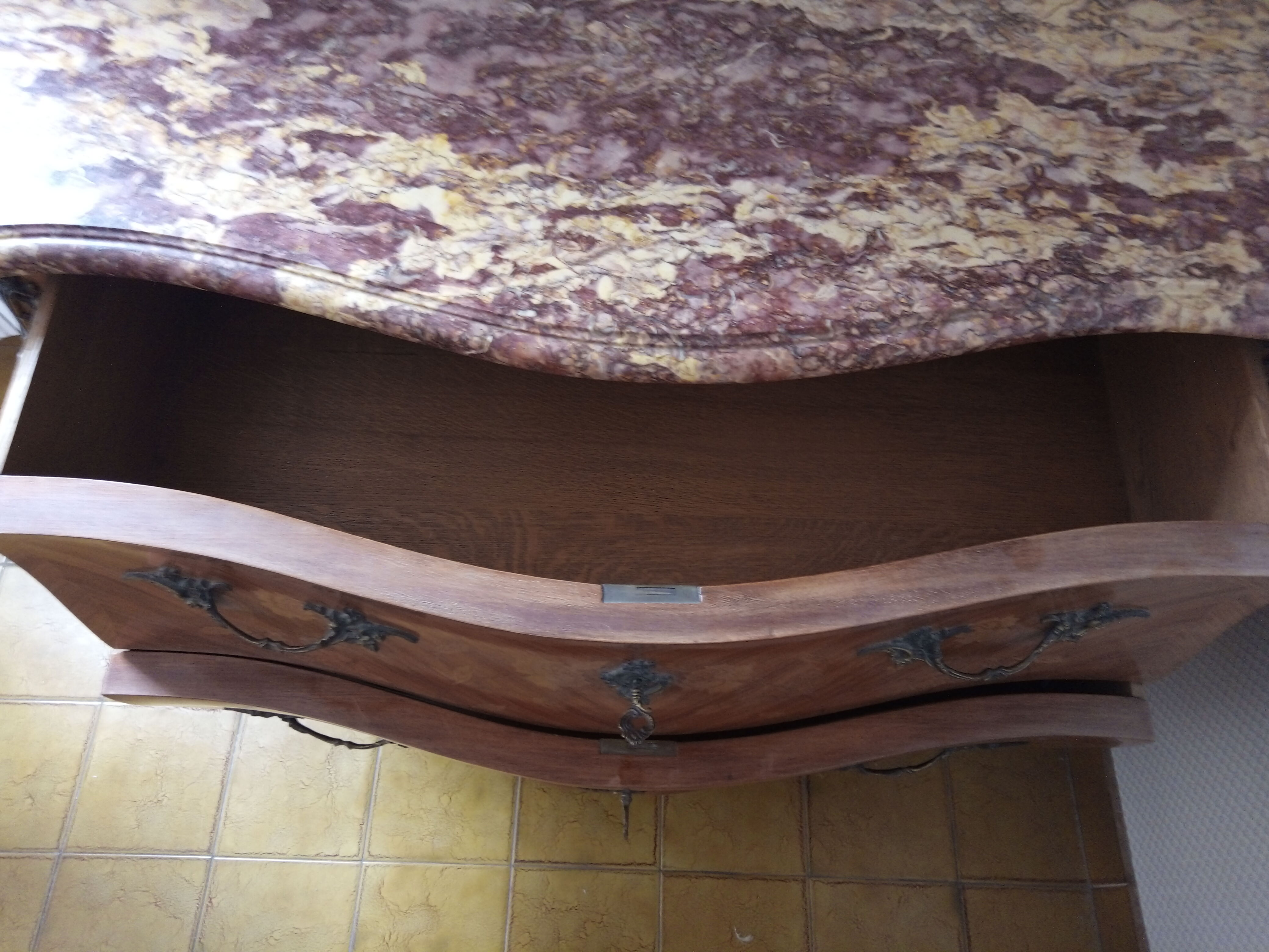 Curved dresser Louis XV style