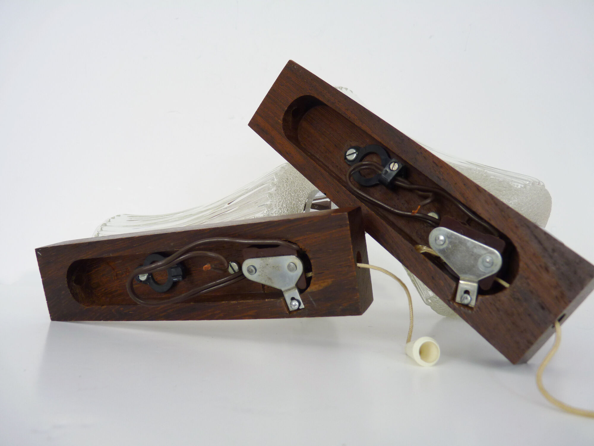 Pair of Scandinavian vintage wall sconces with pull shot, wood and chrome metal. Year 60